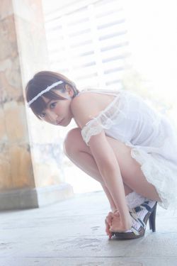 两对小夫妻同租一间房子